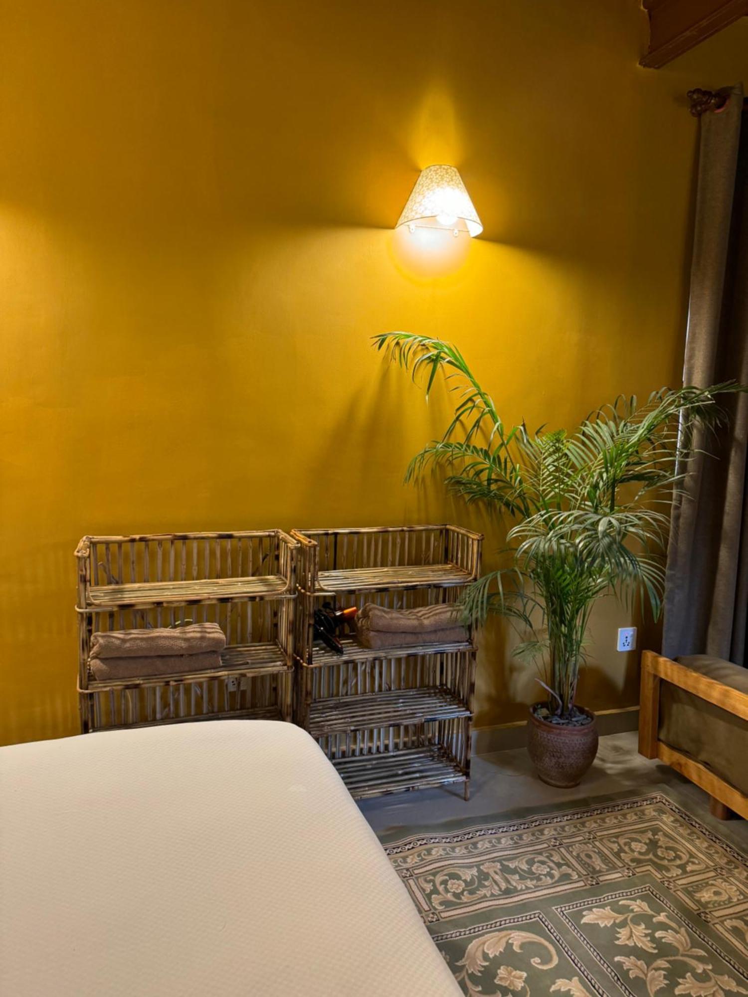 Ferienwohnung The Melo Pomelo Courtyard. Kathmandu Exterior foto